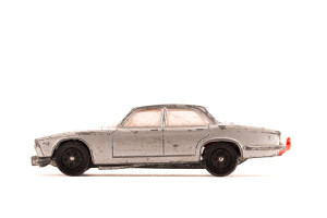 Limousine | Jaguar | xj 6 | Silber | Aschenbecher fehlt | 1970 | Corgi | Martin Sigrist