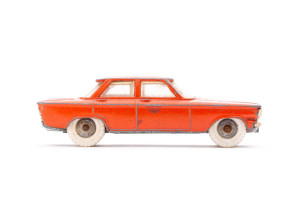 Limousine | Chevrolet | Corvair | Rot | Frontscheibe geborsten | 1960 | Lone Star | Martin Sigrist