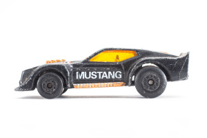 Rennwagen | Ford | Mustang | Schwarz | Sand im Getriebe | 1980 | Matchbox | Patrick Gutenberg